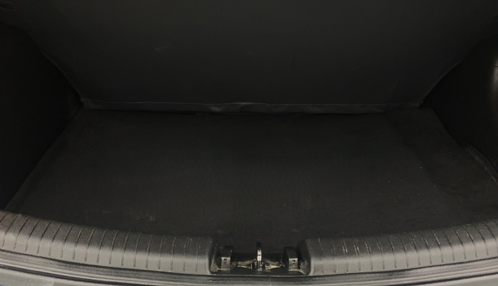 2014 Hyundai Grand i10 MAGNA 1.2 KAPPA VTVT, Petrol, Manual, 45,564 km, Boot Inside