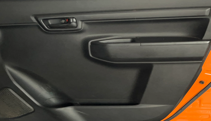 2020 Maruti S PRESSO VXI, Petrol, Manual, 38,525 km, Driver Side Door Panels Control