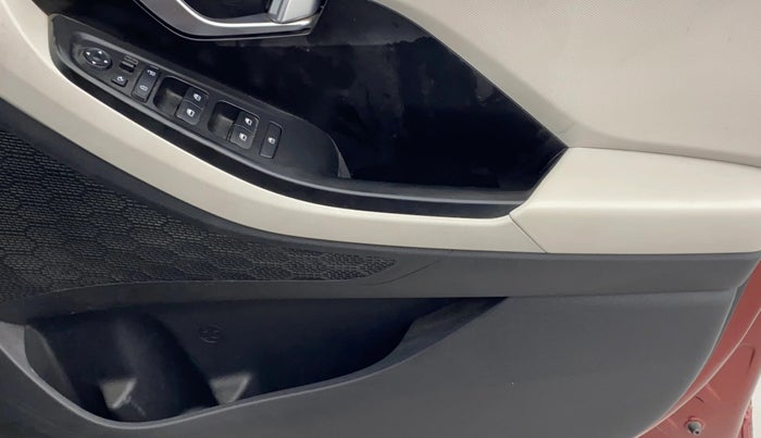 2020 Hyundai Creta SX 1.5 PETROL, Petrol, Manual, 36,094 km, Driver Side Door Panels Control