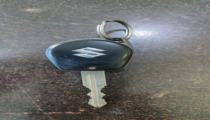2015 Maruti Swift Dzire VXI, Petrol, Manual, 35,413 km, Key Close Up