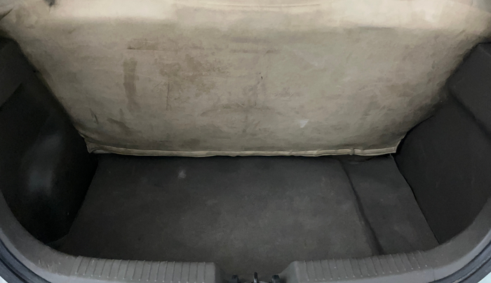 2012 Hyundai i10 ERA 1.1, Petrol, Manual, 59,331 km, Boot Inside