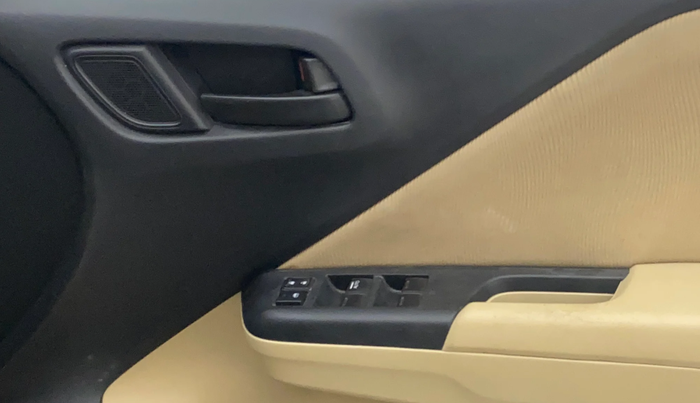 2014 Honda City 1.5L I-VTEC SV, Petrol, Manual, 60,007 km, Driver Side Door Panels Control