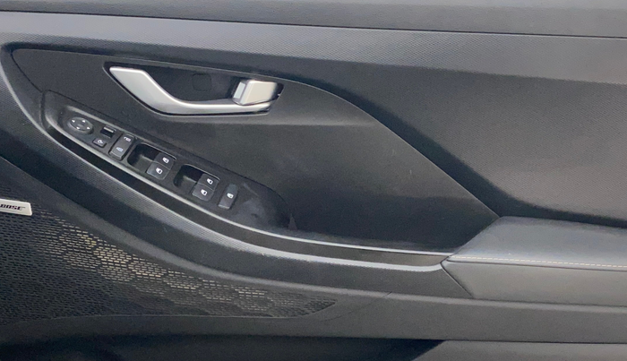 2023 Hyundai Creta 1.5 SX Opt Adventure Edition IVT, Petrol, Automatic, 18,244 km, Driver Side Door Panels Control