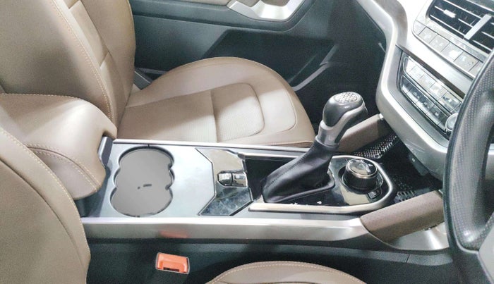 2023 Tata Harrier XZA PLUS O DUAL TONE, Diesel, Automatic, 21,724 km, Gear Lever