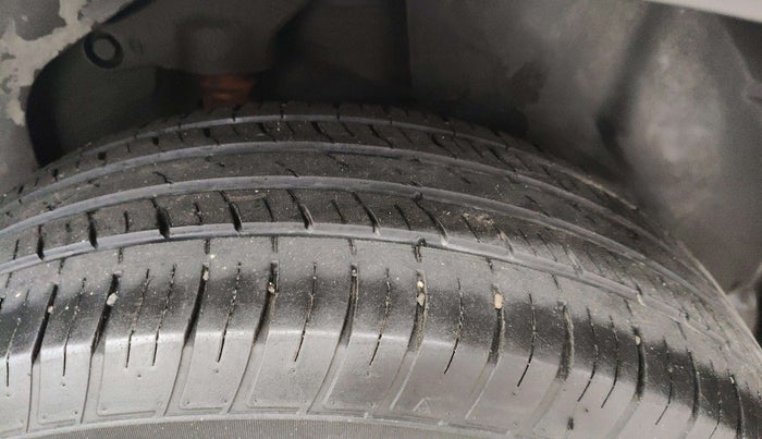 2023 Tata Harrier XZA PLUS O DUAL TONE, Diesel, Automatic, 21,724 km, Right Front Tyre Tread