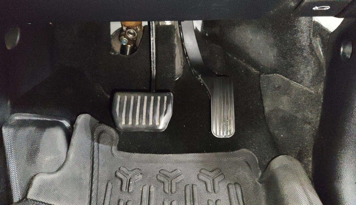 2023 Tata Harrier XZA PLUS O DUAL TONE, Diesel, Automatic, 21,724 km, Pedals