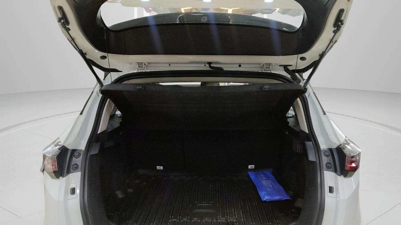 2023 Tata Harrier XZA PLUS O DUAL TONE, Diesel, Automatic, 21,724 km, Boot Inside