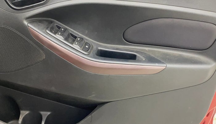 2020 Ford FREESTYLE TITANIUM PLUS 1.5 DIESEL, Diesel, Manual, 53,504 km, Driver Side Door Panels Control