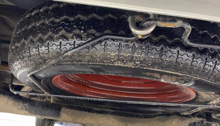 2022 Renault TRIBER RXT, Petrol, Manual, 21,671 km, Spare Tyre