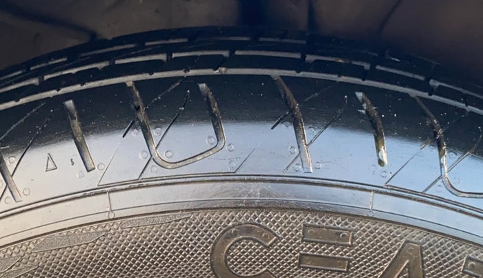 2020 KIA SELTOS HTX 1.5 PETROL, Petrol, Manual, 76,020 km, Right Front Tyre Tread