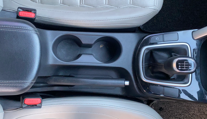 2020 KIA SELTOS HTX 1.5 PETROL, Petrol, Manual, 76,020 km, Gear Lever