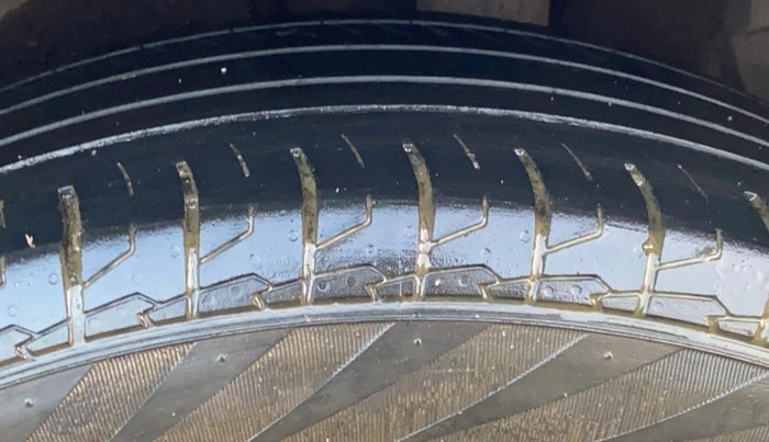 2020 KIA SELTOS HTX 1.5 PETROL, Petrol, Manual, 76,020 km, Left Rear Tyre Tread