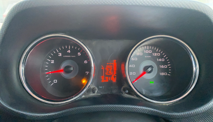 2016 Mahindra TUV300 T8, Diesel, Manual, 91,139 km, Odometer Image