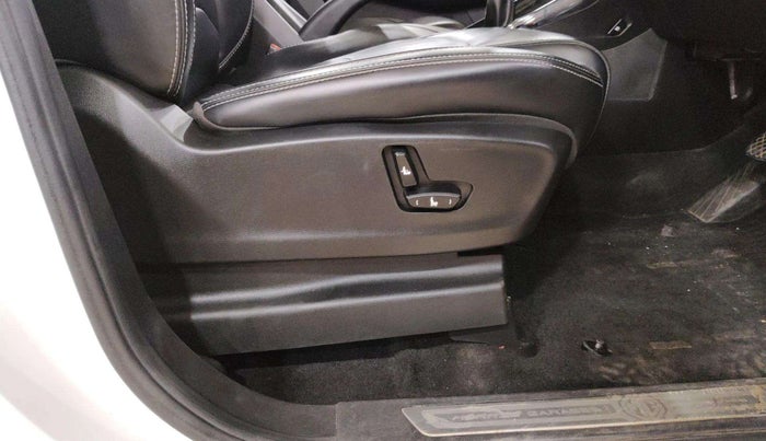 2022 MG HECTOR SHARP 2.0 DIESEL, Diesel, Manual, 37,677 km, Driver Side Adjustment Panel