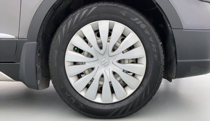 2018 Maruti S Cross SIGMA SHVS, Diesel, Manual, 51,406 km, Right Front Wheel