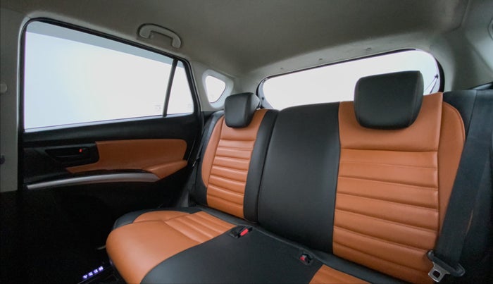 2018 Maruti S Cross SIGMA SHVS, Diesel, Manual, 51,406 km, Right Side Rear Door Cabin