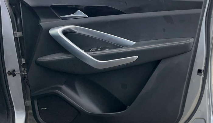 2020 MG HECTOR SHARP 1.5 DCT PETROL, Petrol, Automatic, 72,819 km, Driver Side Door Panels Control