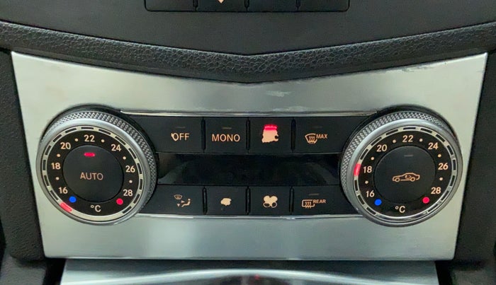 2010 Mercedes Benz C Class C 200 CGI ELEGANCE, Petrol, Automatic, 54,707 km, Automatic Climate Control