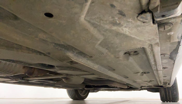 2010 Mercedes Benz C Class C 200 CGI ELEGANCE, Petrol, Automatic, 54,707 km, Right Side Underbody