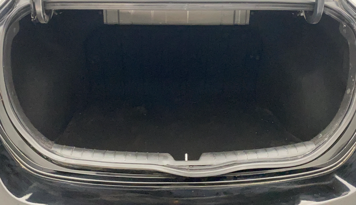 2018 Hyundai Verna 1.6 VTVT SX (O) AT, Petrol, Automatic, 55,391 km, Boot Inside