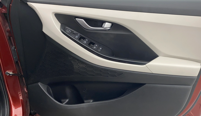 2022 Hyundai Creta S IMT 1.5 PETROL, Petrol, Manual, 20,793 km, Driver Side Door Panels Control
