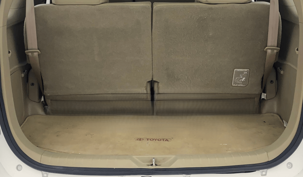 2014 Toyota Fortuner 3.0 4X2 AT, Diesel, Automatic, 89,942 km, Boot Inside