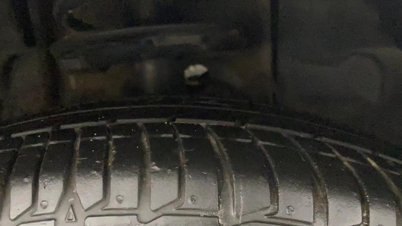 2021 Tata TIGOR XZ PLUS PETROL, Petrol, Manual, 28,459 km, Right Front Tyre Tread