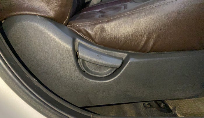 2018 Hyundai Xcent S 1.2, Petrol, Manual, 55,716 km, Driver Side Adjustment Panel