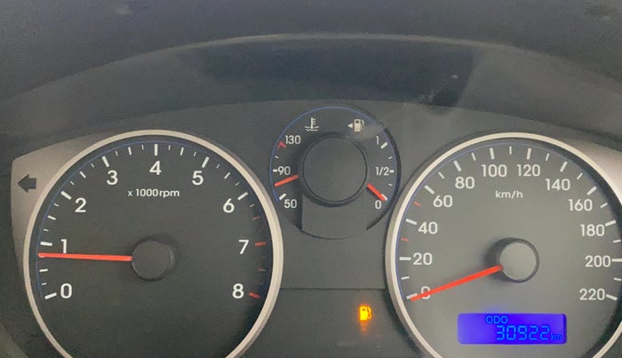 2013 Hyundai i20 SPORTZ 1.2, Petrol, Manual, 30,921 km, Odometer Image