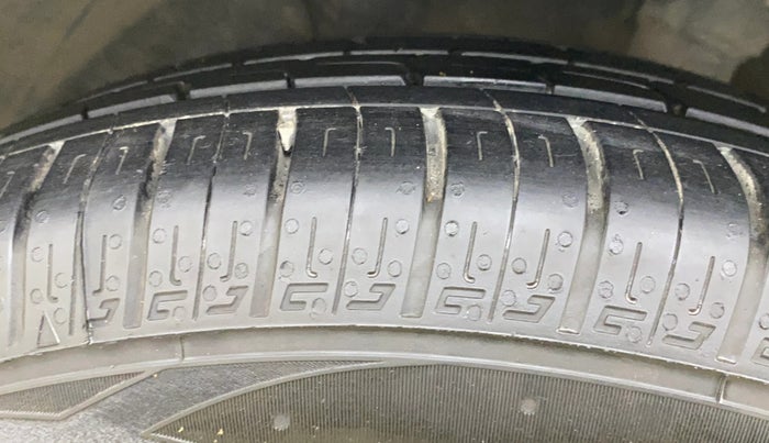 2021 Hyundai NEW I20 N LINE N6 1.0 TURBO GDI IMT, Petrol, Manual, 11,861 km, Left Front Tyre Tread