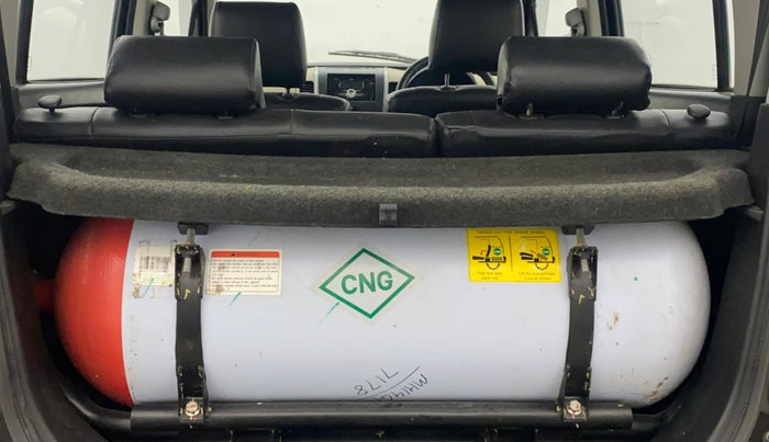 2017 Maruti Wagon R 1.0 LXI CNG, CNG, Manual, 1,04,395 km, Boot Inside