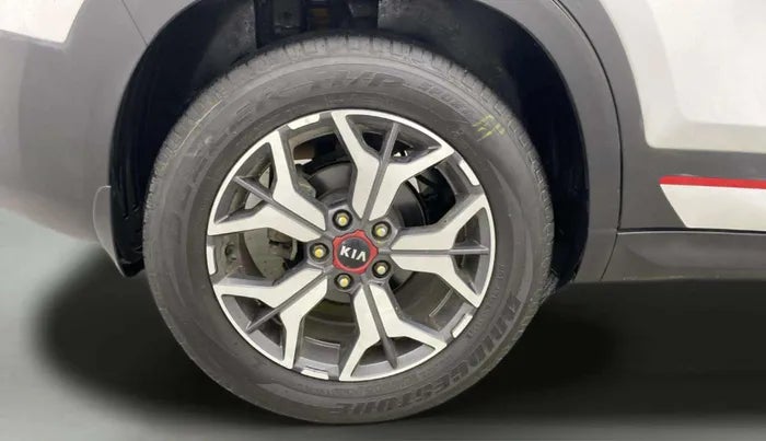 2020 KIA SELTOS GTX PLUS DCT 1.4 PETROL, Petrol, Automatic, 55 km, Right Rear Wheel