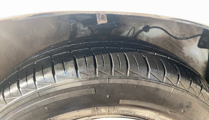 2021 Maruti Alto LXI O, Petrol, Manual, 57,053 km, Right Front Tyre Tread