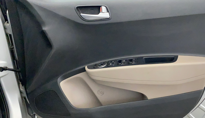 2018 Hyundai Grand i10 SPORTZ 1.2 KAPPA VTVT, CNG, Manual, 34,912 km, Driver Side Door Panels Control