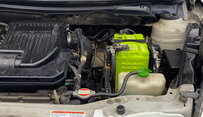 2013 Maruti Swift VXI, Petrol, Manual, 1,01,473 km, Engine View - Left