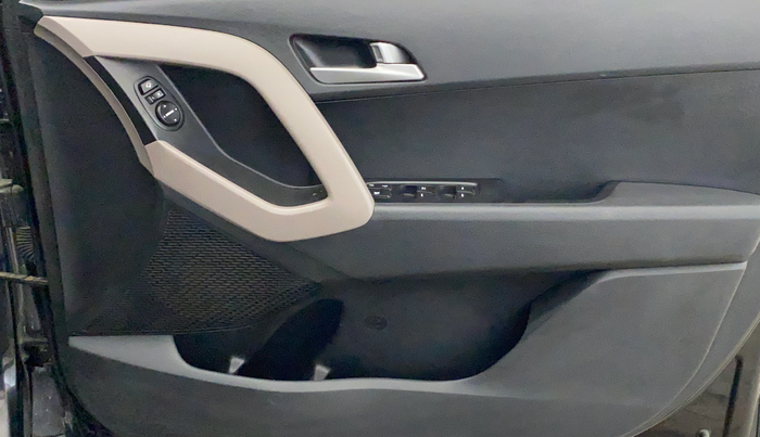 2018 Hyundai Creta SX AT 1.6 PETROL, Petrol, Automatic, 71,824 km, Driver Side Door Panels Control