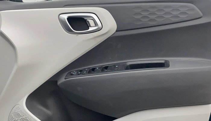 2020 Hyundai GRAND I10 NIOS ASTA AMT 1.2 KAPPA VTVT, Petrol, Automatic, 21,138 km, Driver Side Door Panels Control