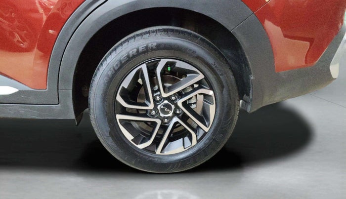 2025 KIA CARENS Luxury Plus 1.5 Turbo Petrol DCT 7 STR, Petrol, Automatic, 7,461 km, Left Rear Wheel