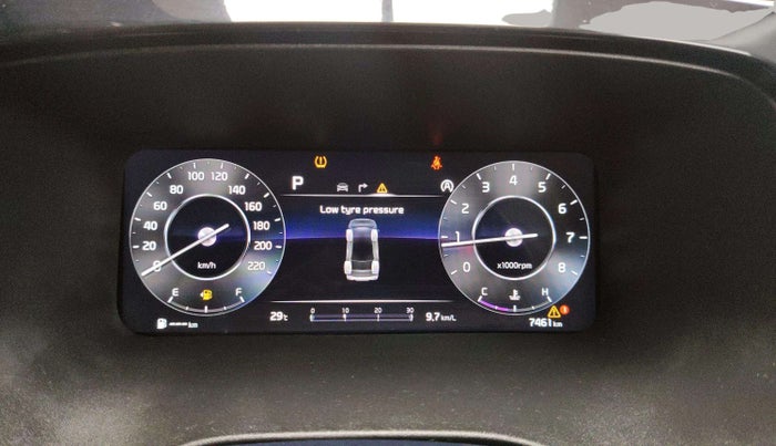 2025 KIA CARENS Luxury Plus 1.5 Turbo Petrol DCT 7 STR, Petrol, Automatic, 7,461 km, Odometer Image