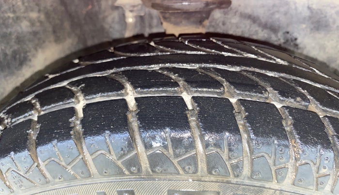 2014 Maruti Alto 800 LXI CNG, CNG, Manual, 94,913 km, Right Front Tyre Tread