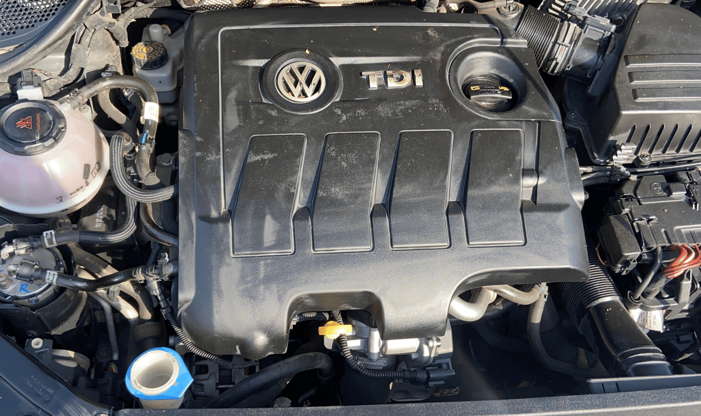 2018 Volkswagen Ameo HIGHLINE PLUS 1.5L AT 16 ALLOY, Diesel, Automatic, 87,218 km, Engine View - Right