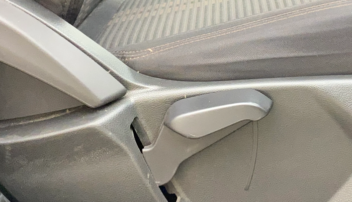 2019 Ford FREESTYLE TITANIUM 1.2 PETROL, Petrol, Manual, 40,133 km, Driver Side Adjustment Panel