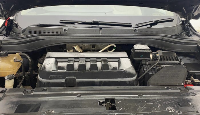 2023 Mahindra XUV700 AX 7 D AT 7 STR, Diesel, Automatic, 87,623 km, Engine View