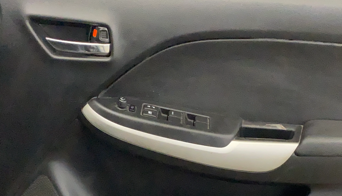 2016 Maruti Baleno ZETA PETROL 1.2, Petrol, Manual, 71,823 km, Driver Side Door Panels Control