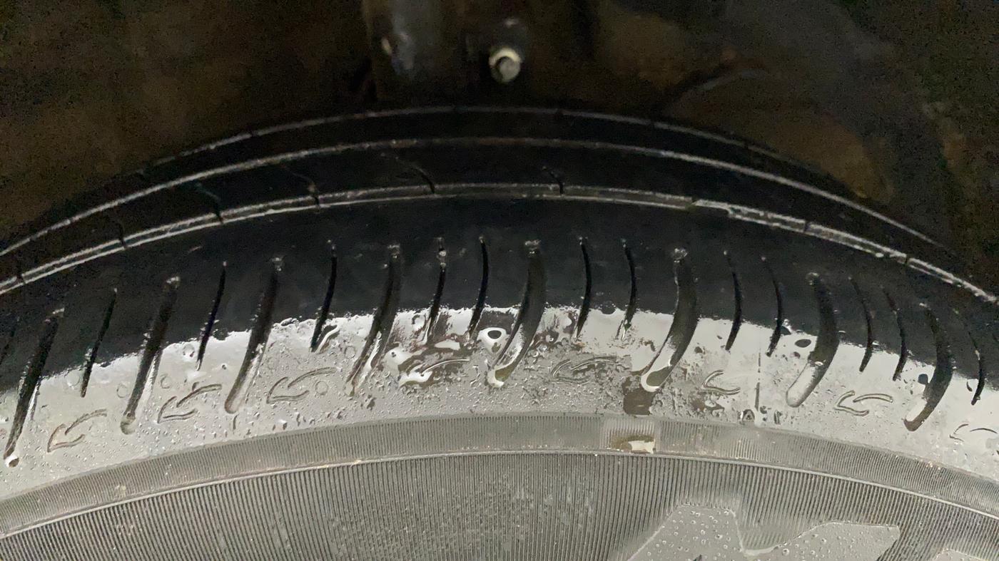 2019 Maruti Baleno DELTA PETROL 1.2, Petrol, Manual, 49,196 km, Right Front Tyre Tread