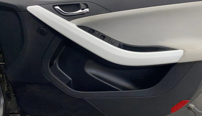 2024 Tata NEXON CREATIVE + 1.2 PETROL, Petrol, Manual, 3,456 km, Driver Side Door Panels Control