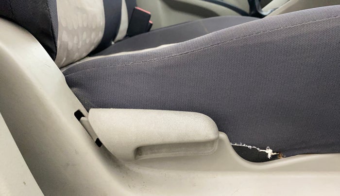 2014 Maruti Celerio VXI CNG, CNG, Manual, 1,33,422 km, Driver Side Adjustment Panel