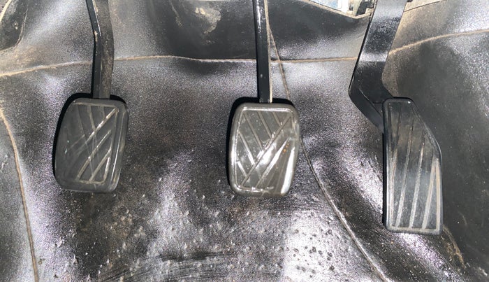 2014 Maruti Celerio VXI CNG, CNG, Manual, 1,33,422 km, Pedals