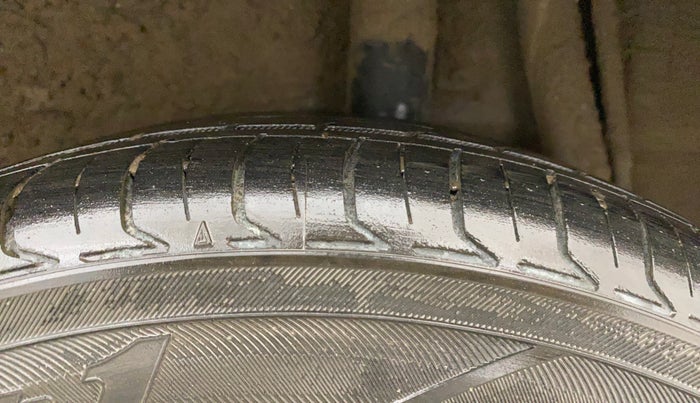 2014 Maruti Celerio VXI CNG, CNG, Manual, 1,33,422 km, Left Rear Tyre Tread