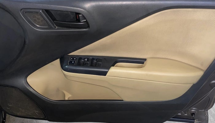 2016 Honda City SV MT PETROL, Petrol, Manual, 99,323 km, Driver Side Door Panels Control